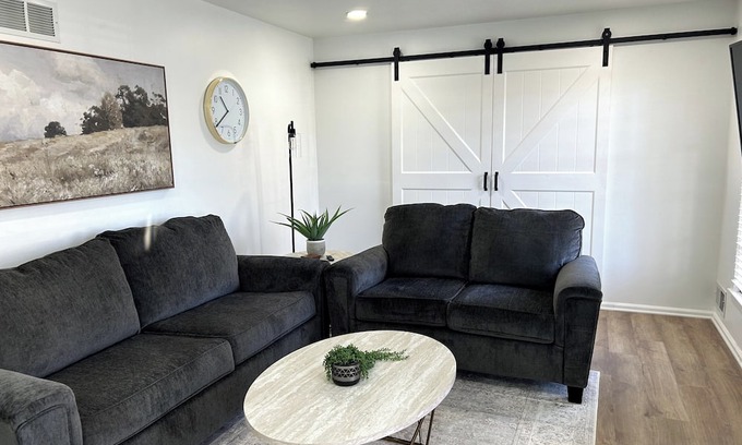 Grandview Casa | Ultimate 2 King Ensuite Contemporary 14 guests + Apt 5Bdrm