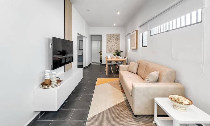 Santurce Villa | Casa Canova | Centric First Floor Apt @ San Juan