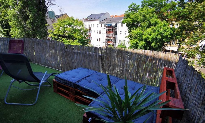 Outer Neustadt Apartamento | In the middle instead of just being there ;)
