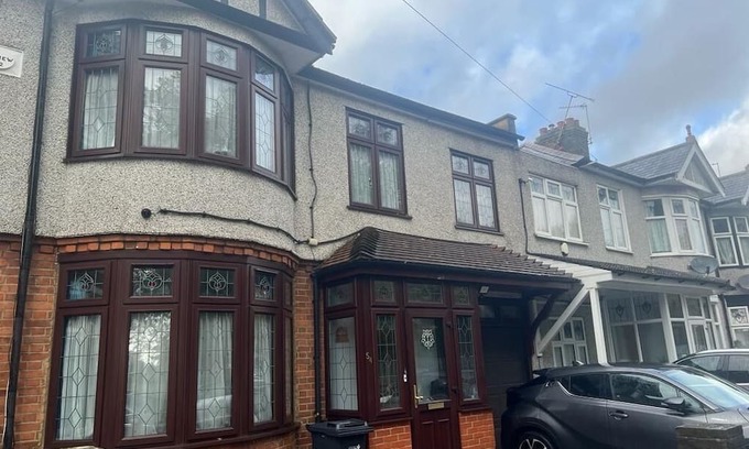 Mayfield Casa | Cosy Rooms within Family Home with shared facilities