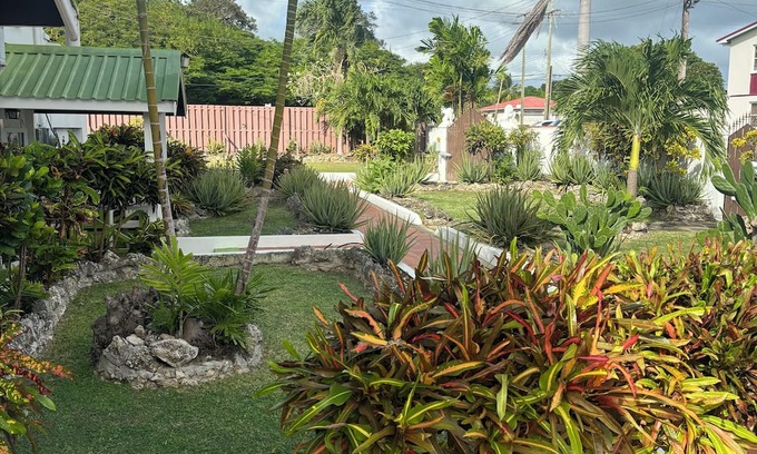 St. Lawrence Gap Apartamento | Rose Apartments Barbados