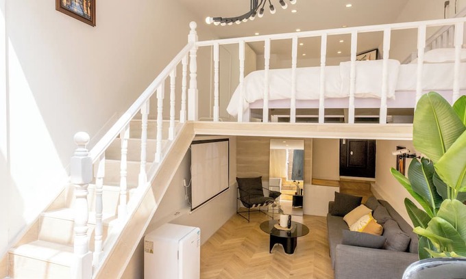 Huaihai Road Commercial Area Apartamento | A bedroom with 2 beds, 3 kilometers from the Bund.Shanghai