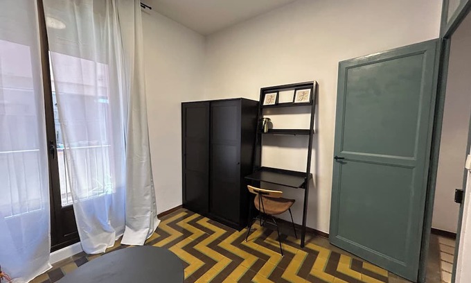 Zaragoza Old Town Condominio | Casa Cedro, unique style with free parking 200 meters from the Plaza del Pilar