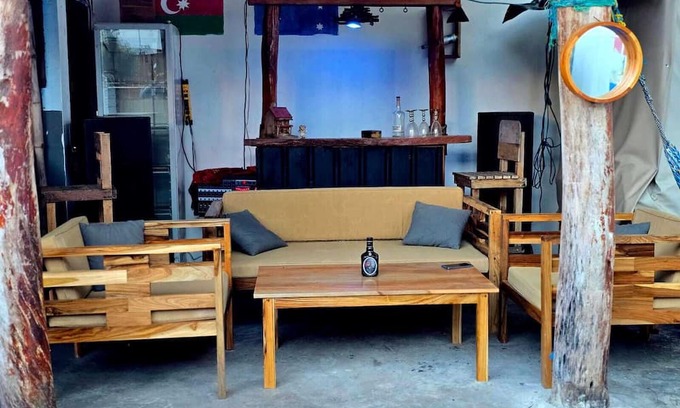 San Juan del Sur Cabina | Old style 8 rooms lodge with BIG common areas in the famous fishing Village SJDS