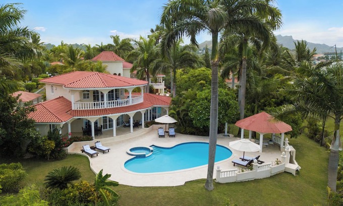 Puerto Plata Complejo | Luxurious 6-bdrm at The Crown Villas are the ultimate in luxury and exclusivity