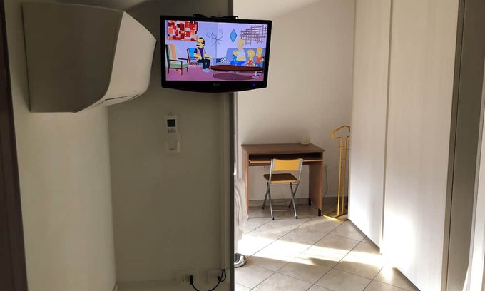 Ravenna Apartamento | Mdm Apartament near City Center, Pubs, Restaurants, Takeaway, Pizza
