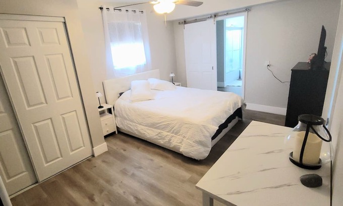 Lakeland Apartamento | Charming 1 bed suite with AC and WiFi in Lakeland