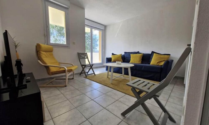 Touques Apartamento | Pretty flat with swimming pool in Touques