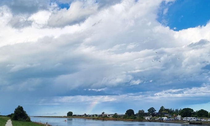 Clive Casa | Large Riverside home in garden setting between Napier and Hastings