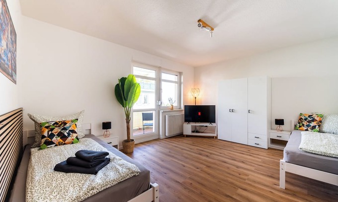 Bannewitz Apartamento | Cozy Monteurwohnung with Balcony and Modern Amenities in Bannewitz