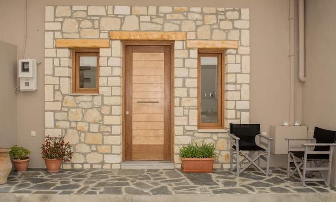 Tourloti Apartamento | The Mountain House| Authentic Cretan Hideaway| Breathtaking & Nature Views