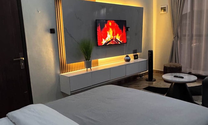 Kampala Apartamento | Cozy 1-bedroom Studio apartment in charming Kampala with WiFi, AC and Netflix