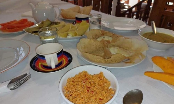 Kandy Cama Y Desayuno | Mystique Hideout : Double Room with Patio