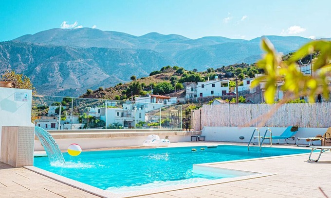 Kouroutai Apartamento | Papoura Pool Apartment