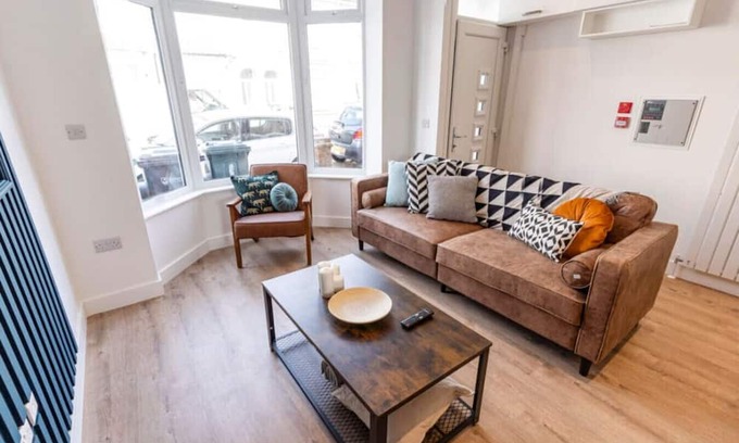 Chichester Apartamento | Oving | 6 Bedroom | 6 En-suite