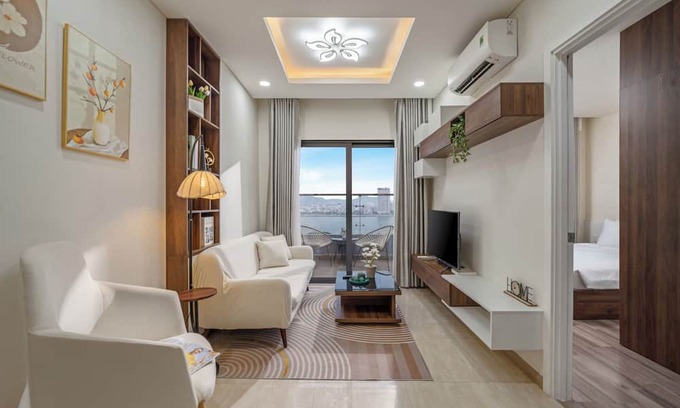 Son Tra Apartamento | Monarchy Apartment 2BR/80m2 Han River View