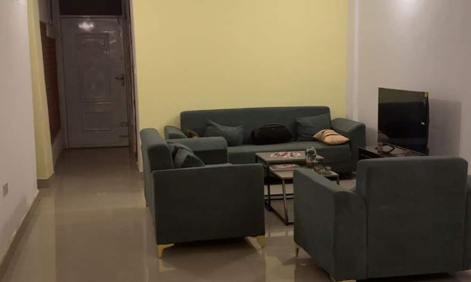 Ejisu Casa | 2 bedrooms cozy retreat + Starlink WiFi ideal for groups or business travelers
