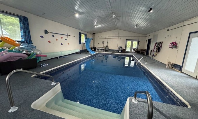 Homer Casa | Indoor pool, movie room, pool table, and more. Your Stay-cation Destination