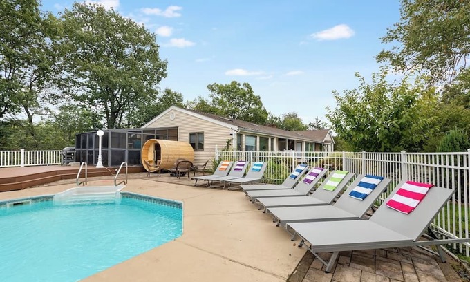 Monroe Casa | 5BR Home with Sauna & Pool Hot tub Fire pit