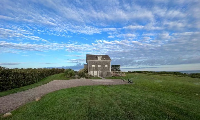Wood River Junction Casa | Block Island, Direct Oceanfront Property with Stunning Views!