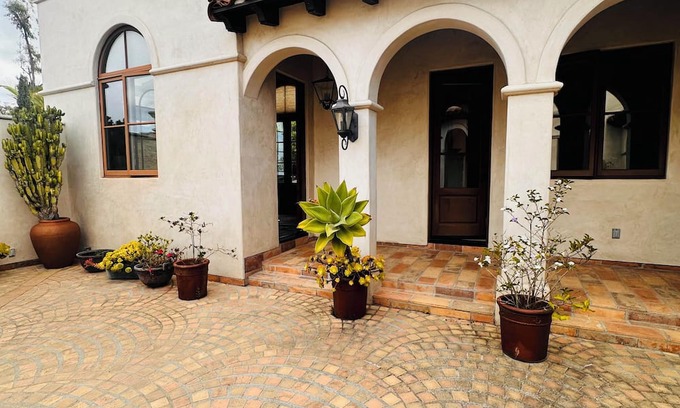 Palos Verdes Estates Casa | Luxurious 1 bedroom Guest House in Palos Verdes Estates