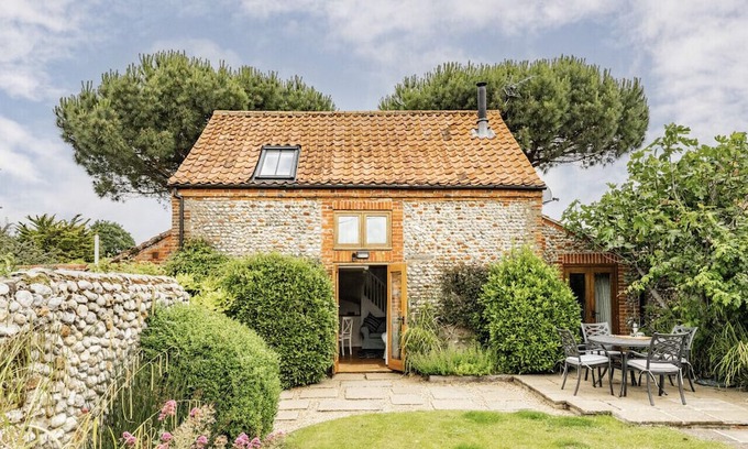 Langham Casa | A beautiful barn conversion in the charming village of Langham