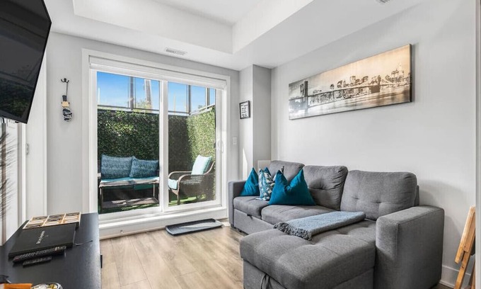 Niagara Falls Apartamento | Luxe 1BR Condo Suite| 4 Mins to the Falls/Casino