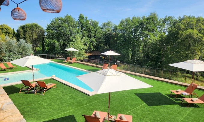 Castelnaud-la-Chapelle Casa | Stylish 3-bedroom retreat with heated salt water pool in Castelnaud near Sarlat