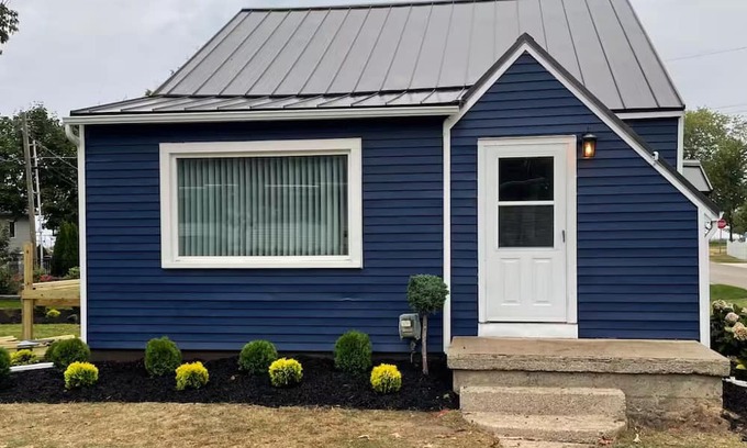 Port Austin Casa | Newly renovated 3-bedroom house with lake views right in downtown Port Austin