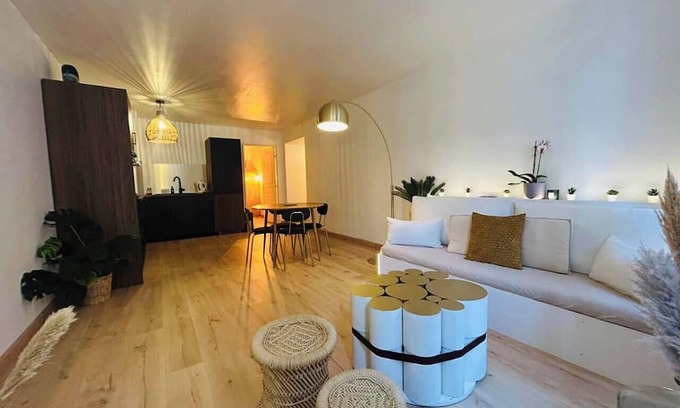 Quartier du Panier Apartamento | Chez Max - charming 2BR in the heart of Panier/Vieux Port