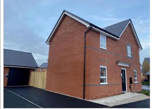 Leyland Casa | Luxurious Leyland Retreat with 5 Bedrooms