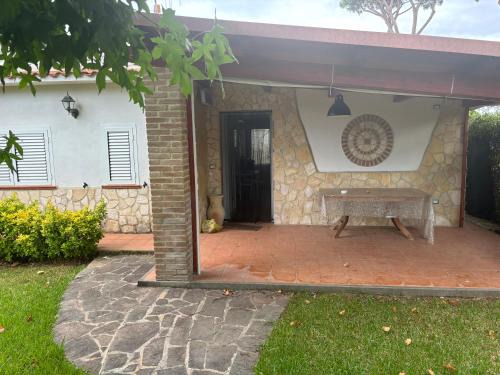 Fondi Casa | Villa residenziale in un villaggio