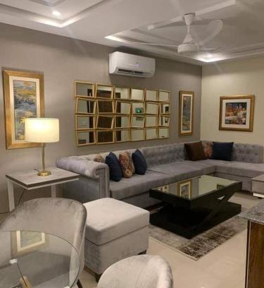 Lahore Apartamento | 1 Bed Ultra Luxury Apartment XY21