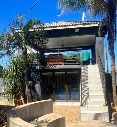 Thohoyandou Cabina | Nyakhosi Lodge