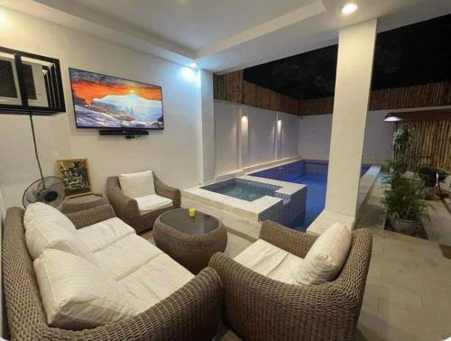 Central Luzon Casa | Guadas Zambales 4 BR beach home with pool