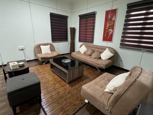 Sandakan Casa | Aurora Country Home