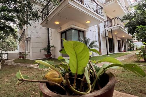 Bengaluru Apartamento | Service Apartment - 3BHK Flat with Garden for Family Only