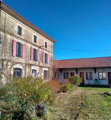 Vouzan Cama Y Desayuno | L'oree du Bois