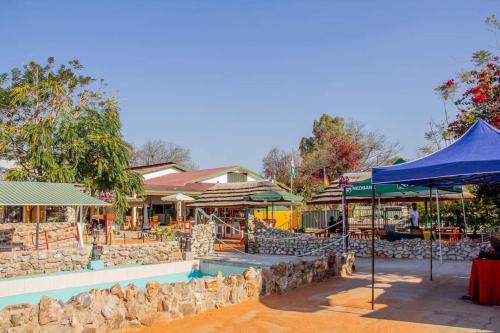 Tsumeb Casa | Hot Air Balloon Resort & Guesthouse (old TCL club)