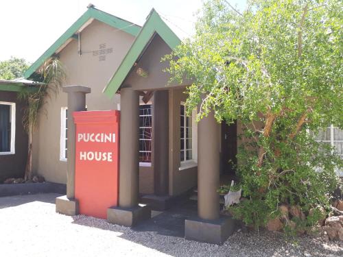 Windhoek West Cama Y Desayuno | Puccini House